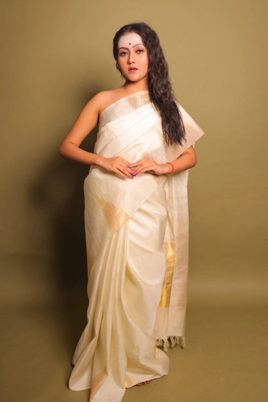 White Fog - Pure Silk Handloom White Balarampuram Saree
