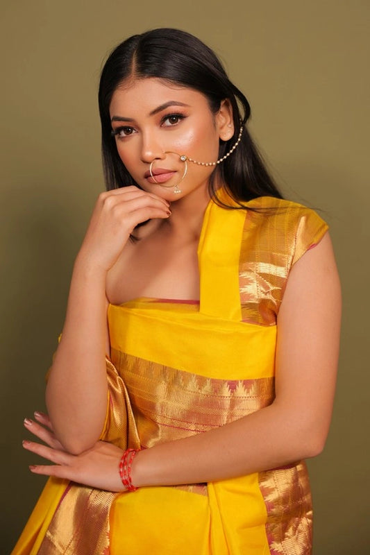 Lazy Daisy - Pure Silk Handloom Yellow Saree